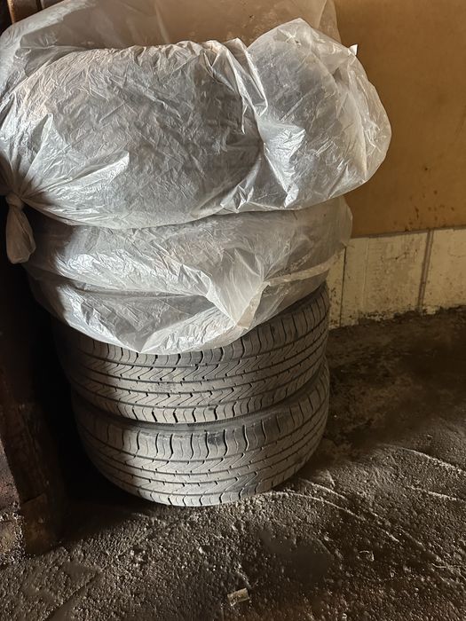 Продам шины комплект летние на 16