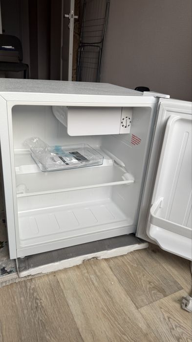 Холодильник маленький Grand