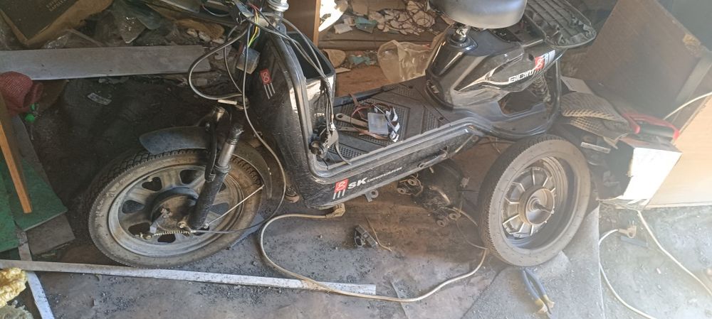Продам ск8 на запчасти