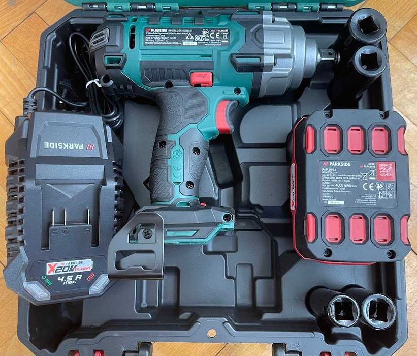 PARKSIDE® 12 V акумулаторна тресчотка 54Nm. Отлична за зглобяване и разглобяване на всякакви винтове,болтове и гайки на автомобил и други машини. Внос