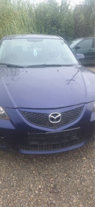 Dezmembrez mazda 3 2005