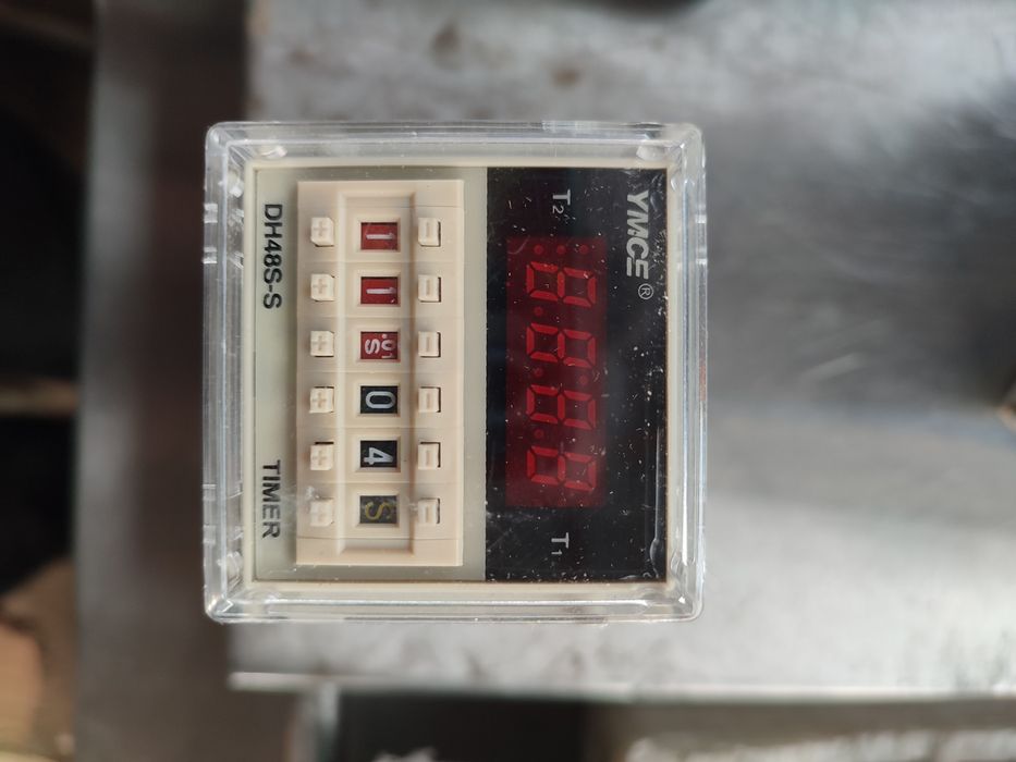 Продается реле времени разные