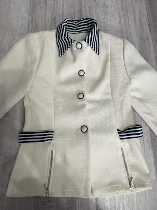 Костюмче за малка дама