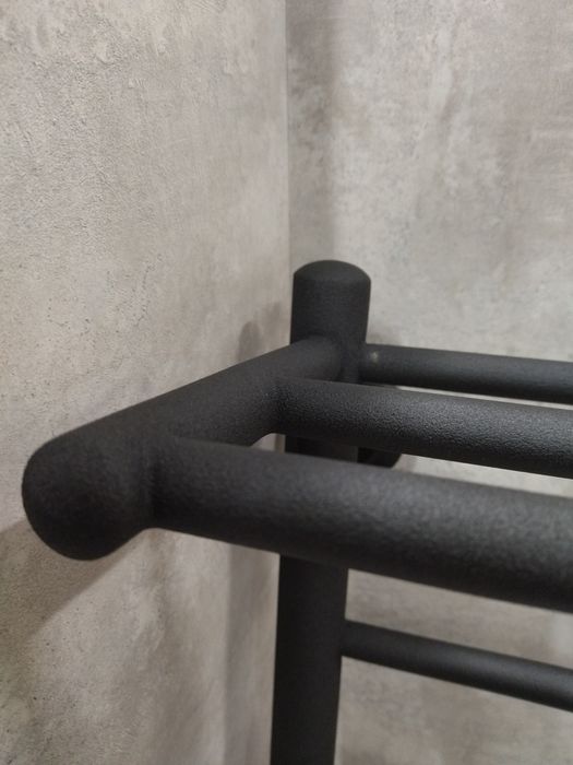 Полотенца сушить черный