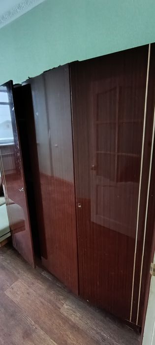 Отдам даром. Володарского 79