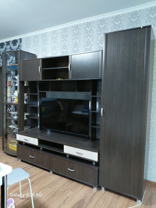 Отдам даром в гостиный