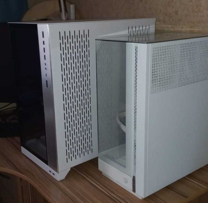 Продам корпус Lian Li