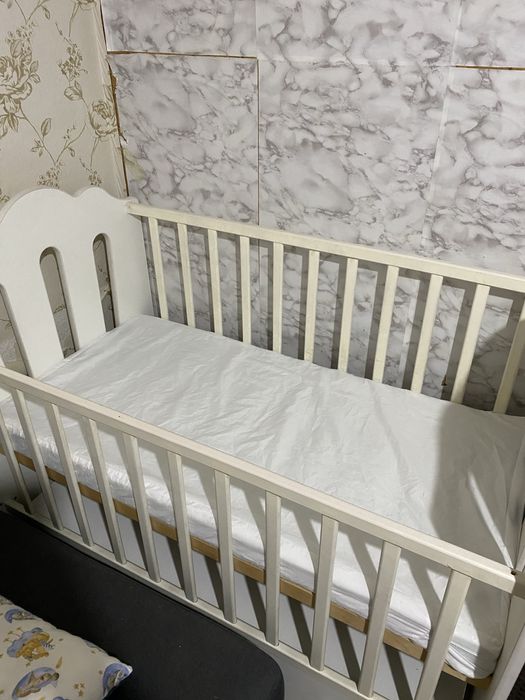 Продам детскую кроватку