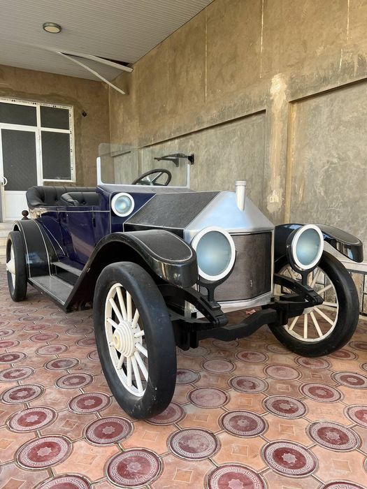 Раритетный Автомобиль !