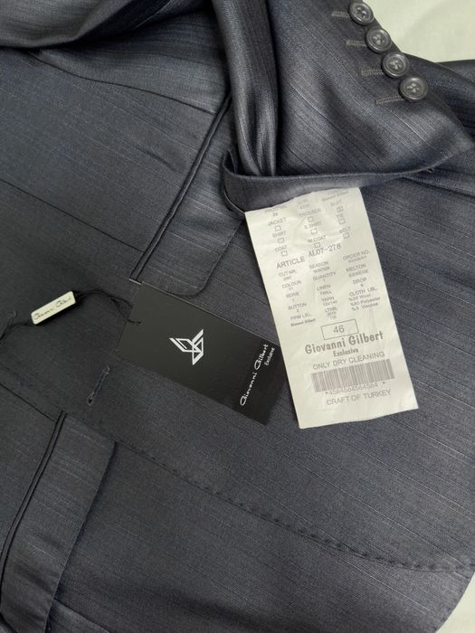 Продам  новый костюм