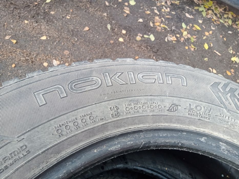 Продам шины Нокиан