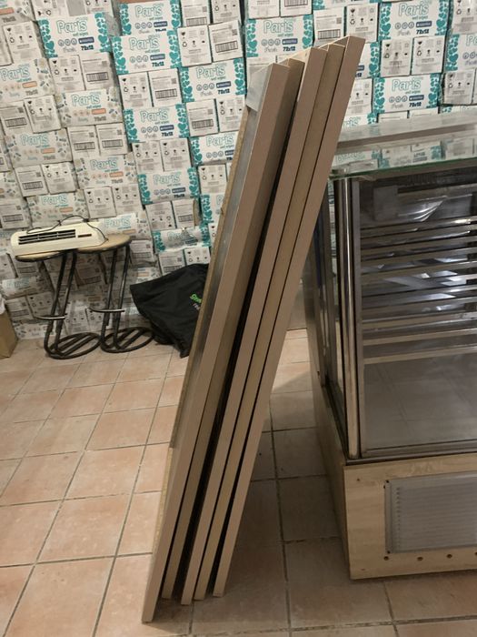 Продаются 10 столов