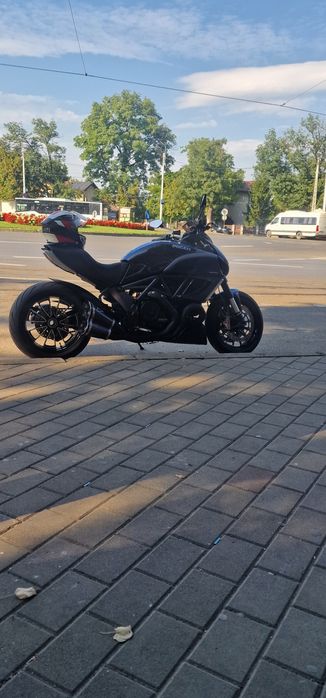 Ducati Diavel 1200  V2