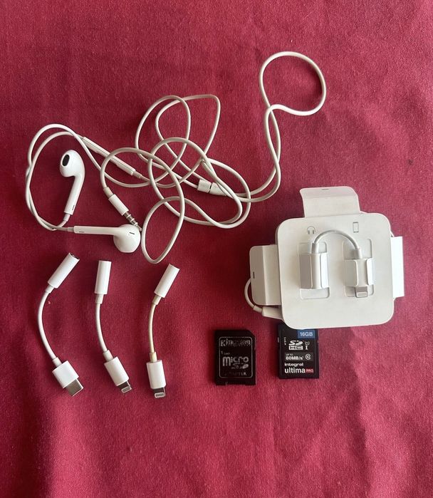 Оригинални слушалки за iPhone