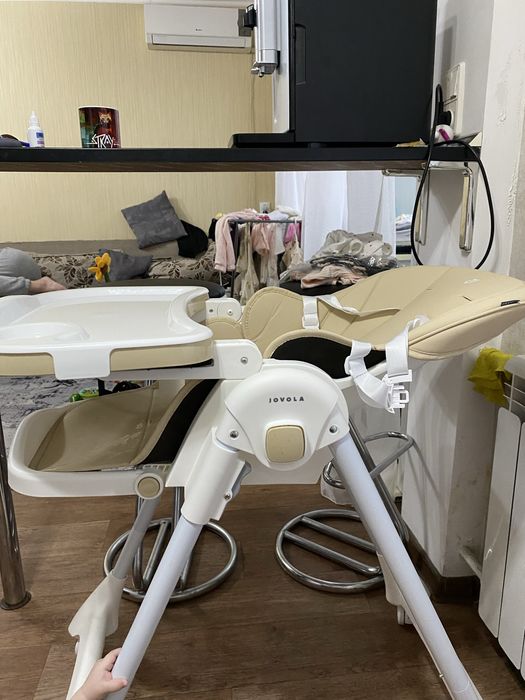 Детский стульчик для кормления