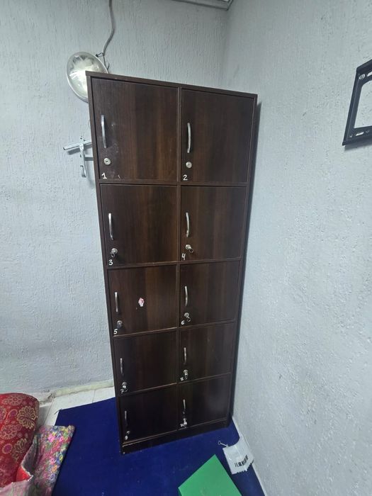 Продам шкафчики ячейки локеры