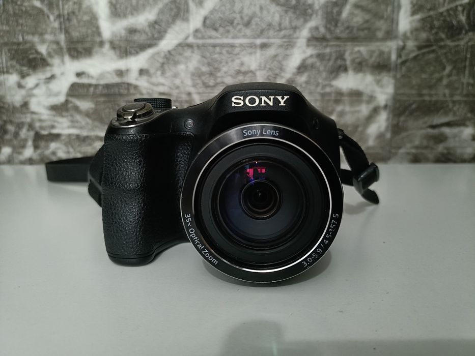 Aparat foto Sony Cyber-shot DSC-H300 + incarcator Ni-Mh Energizer