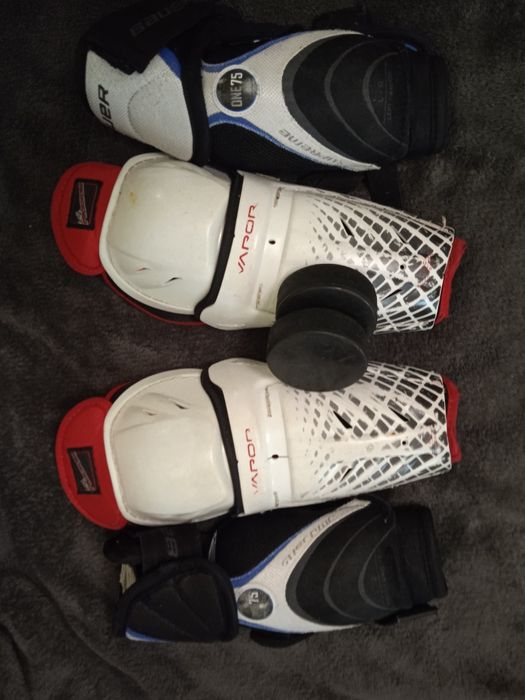 Продам коньки хоккейные