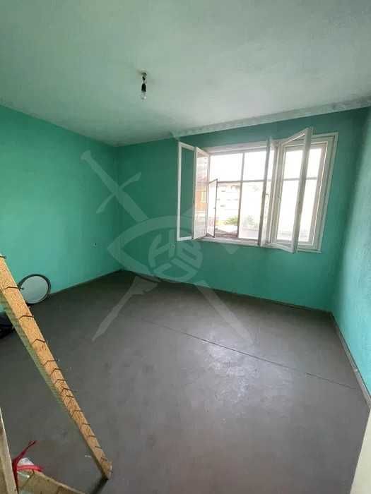 Продава се Многостаен апартамент в Карлово - 110 кв.м за 864 €/кв.м - Снимка #1