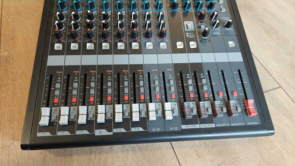 Mixer audio Yamaha MGP12X, ca Dynacord 1000, 1002, 1003