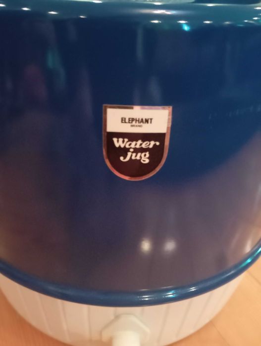 Термос голям с чаша