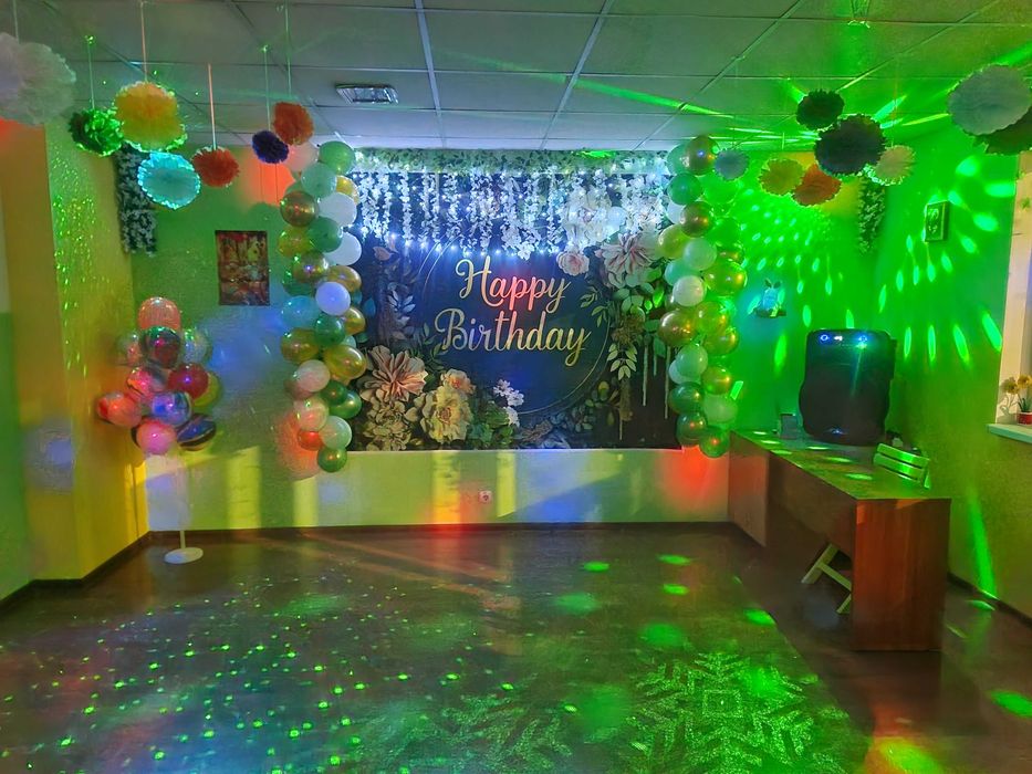 Парти-клуб "Приказната Къща" - помещение за детски рожден ден Перник