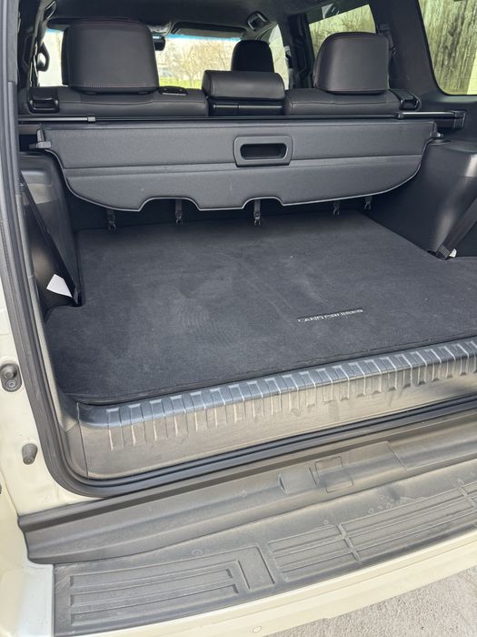 Tayota Prado 2019 god