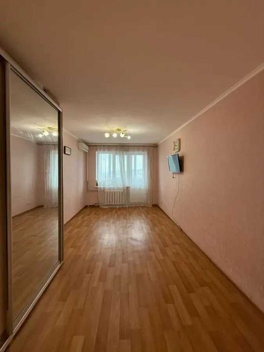 Дава се под наем Двустаен апартамент в София, Зона Б-18 - 62 кв.м за 433.5 € - Снимка #3