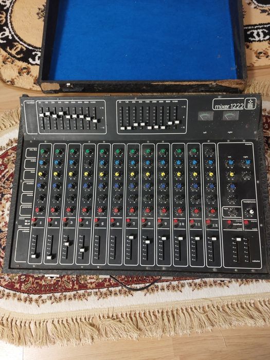 Vând  mixer vermona