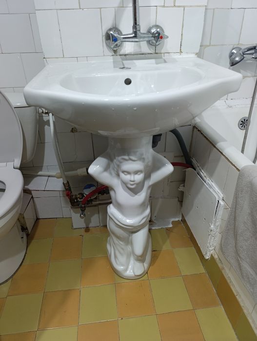 Chiuveta+picior (pedestal)