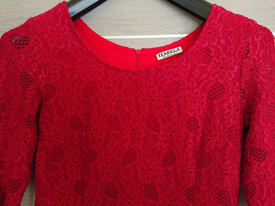 Rochita dantelata, elastica, rosu inchis