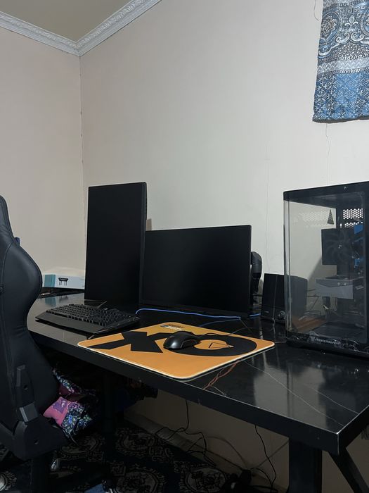 Kompyuter sotiladi NARXI Ko’chade narxda. O’ta arzon