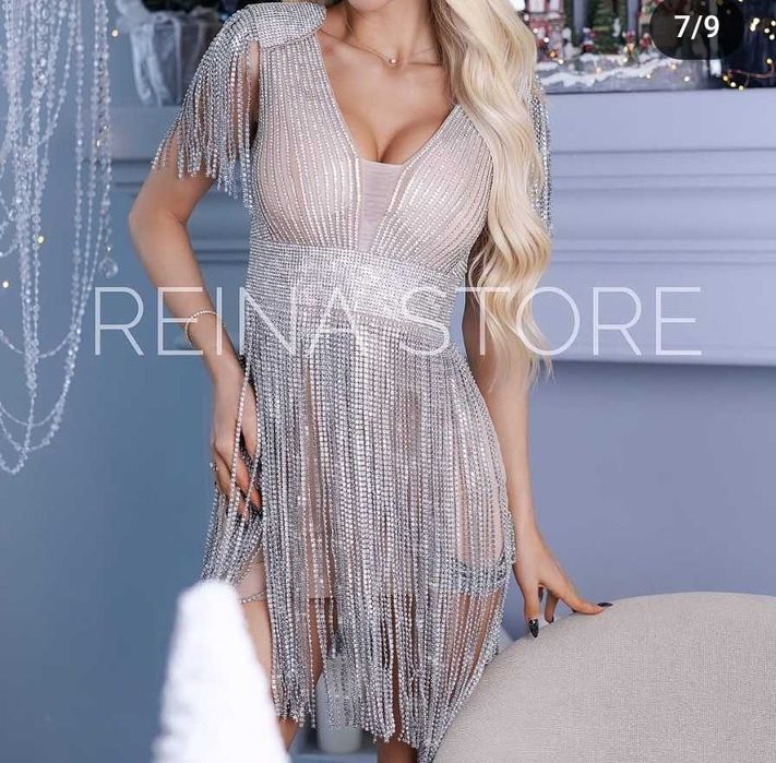 Рокля Reinastore-с камъни