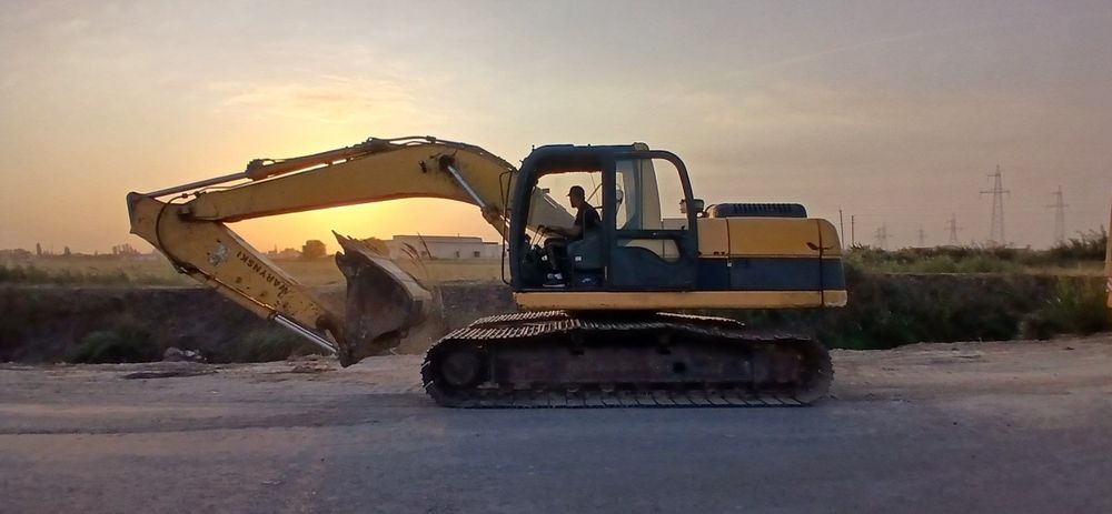 Продается Экскаватор Luigong 922E 2009г