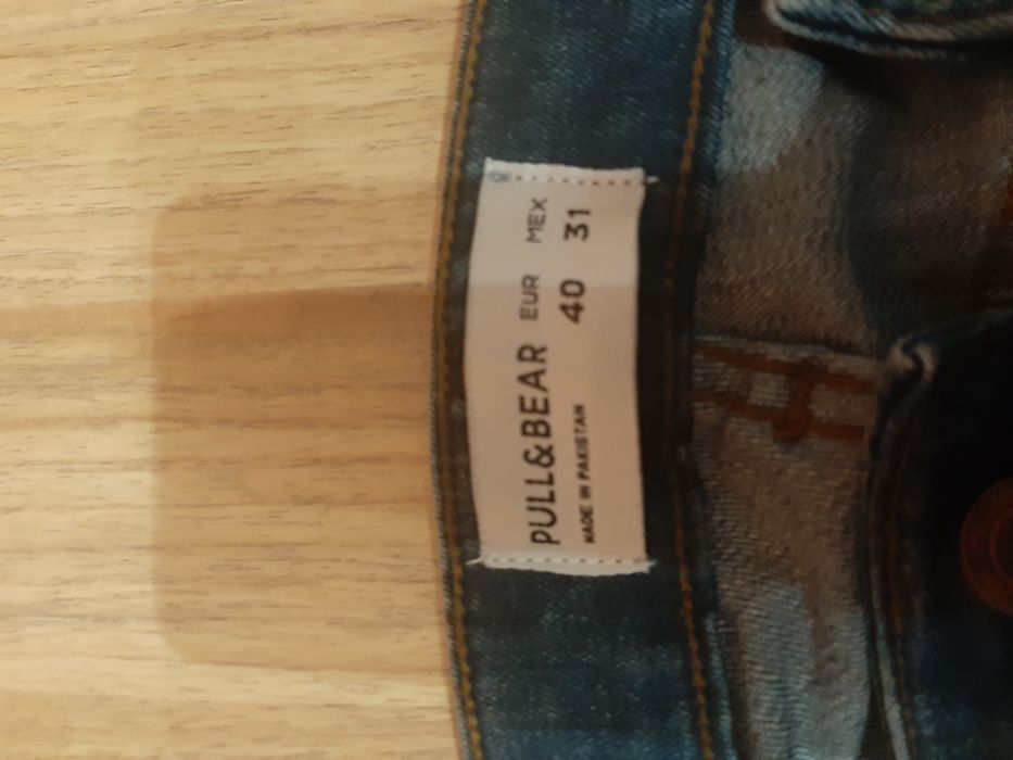 Продавам мъжки дънки Pull&Bear