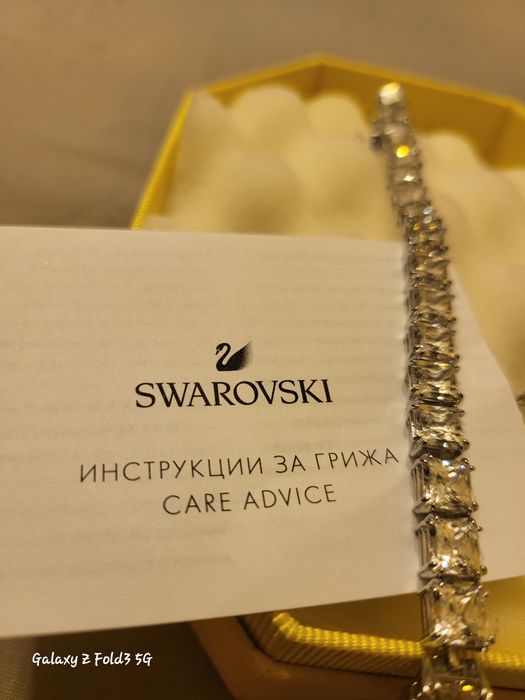 Swarovski гривна