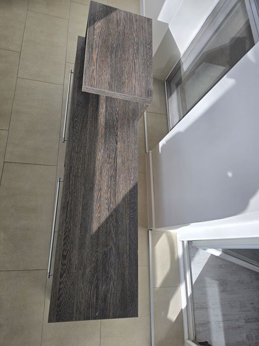 Мебел /шкаф/ от дърво