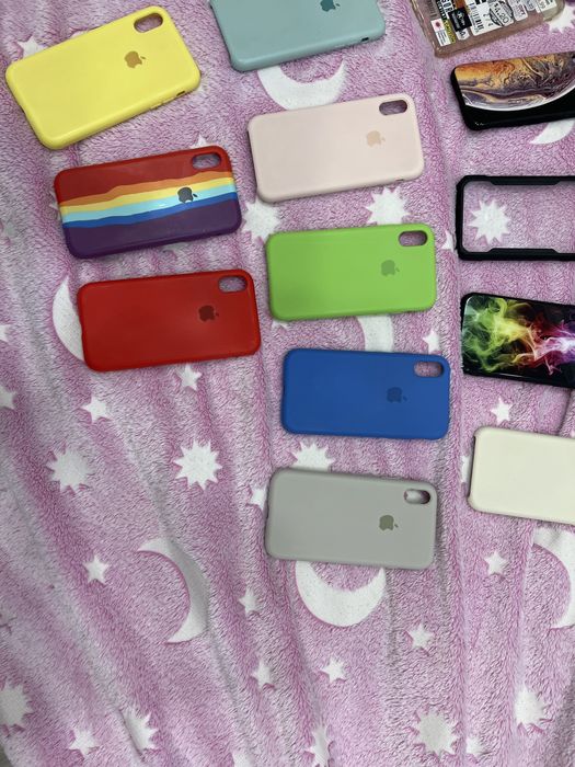 продам чехлы на айфон xr
