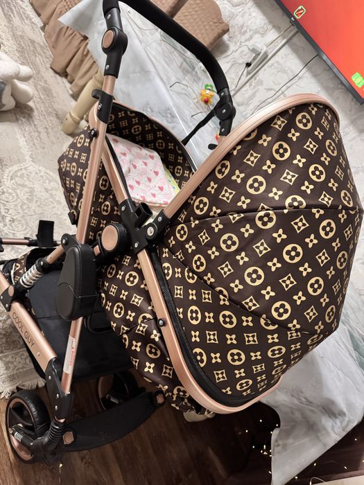 Десткая коляска