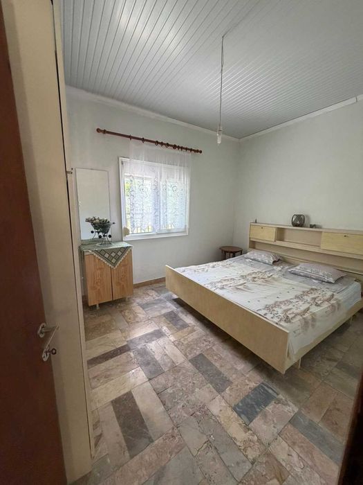 Продава китна къща с площ 79 м2 с двор 249 м2 в Аспровалта, Гърция