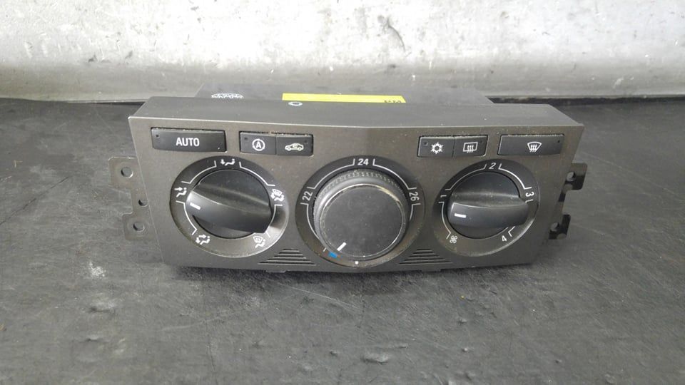 Panou comanda clima ac opel antara l07 96873526
