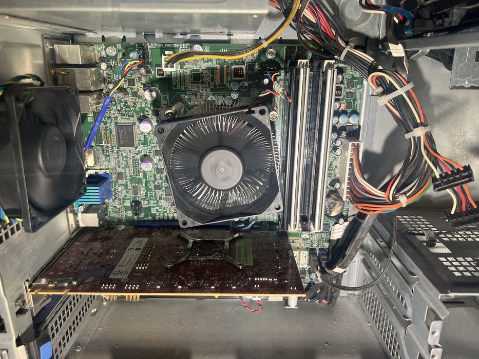 Pc i5 2400, 8gb ram , amd firepro w5000 2gb, hdd 500gb