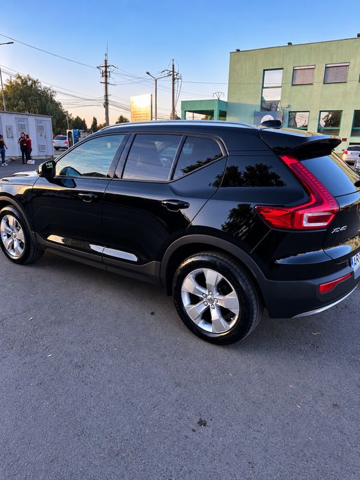 VOLVO XC40 2021 — imagine 3