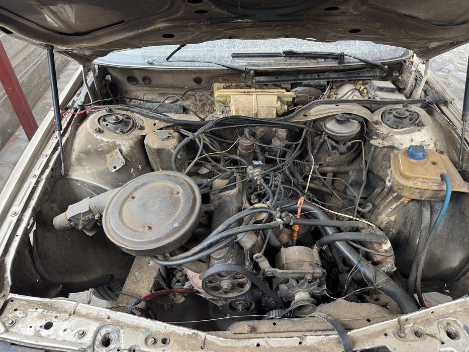 ауди 100 газ бинзин