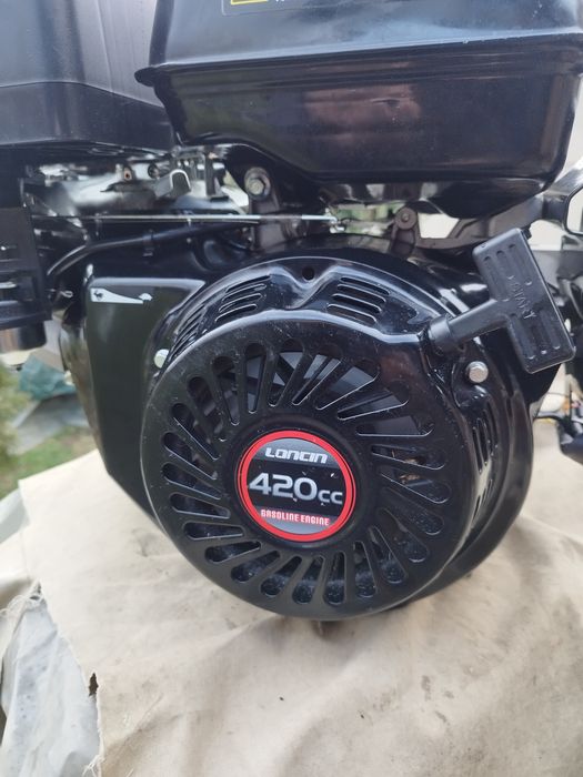 Двигател LONCIN 12, 2коня със електрически стартер