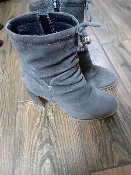 Ghete piele naturala marime 36