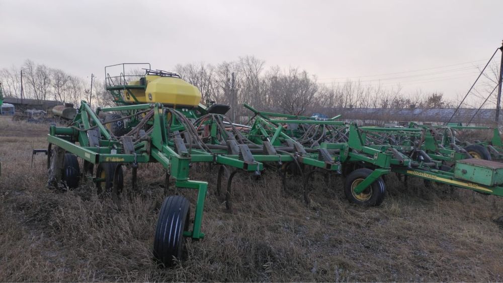 Сеялка Джон Дир 1820