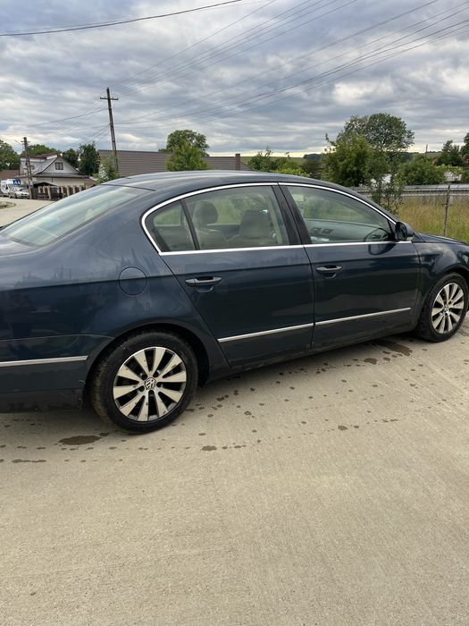 Se vinde Volkswagen Passat B6