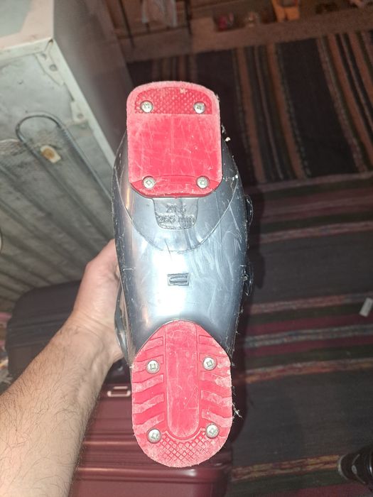 Ски комплект,обувки и щеки за дете