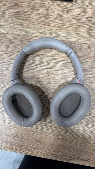 Sony WH-1000XM4 б/у